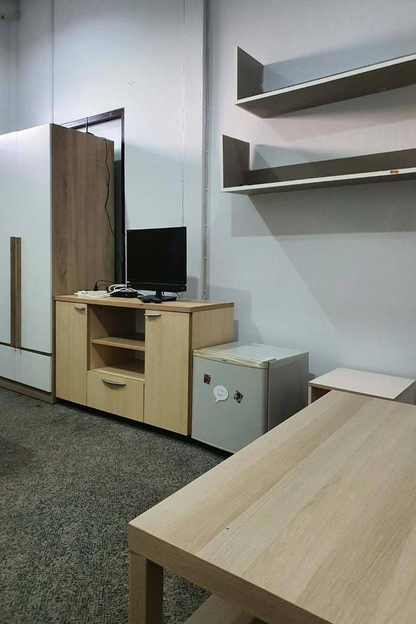 Freesia Saladaeng Silom Apartments Бангкок Экстерьер фото